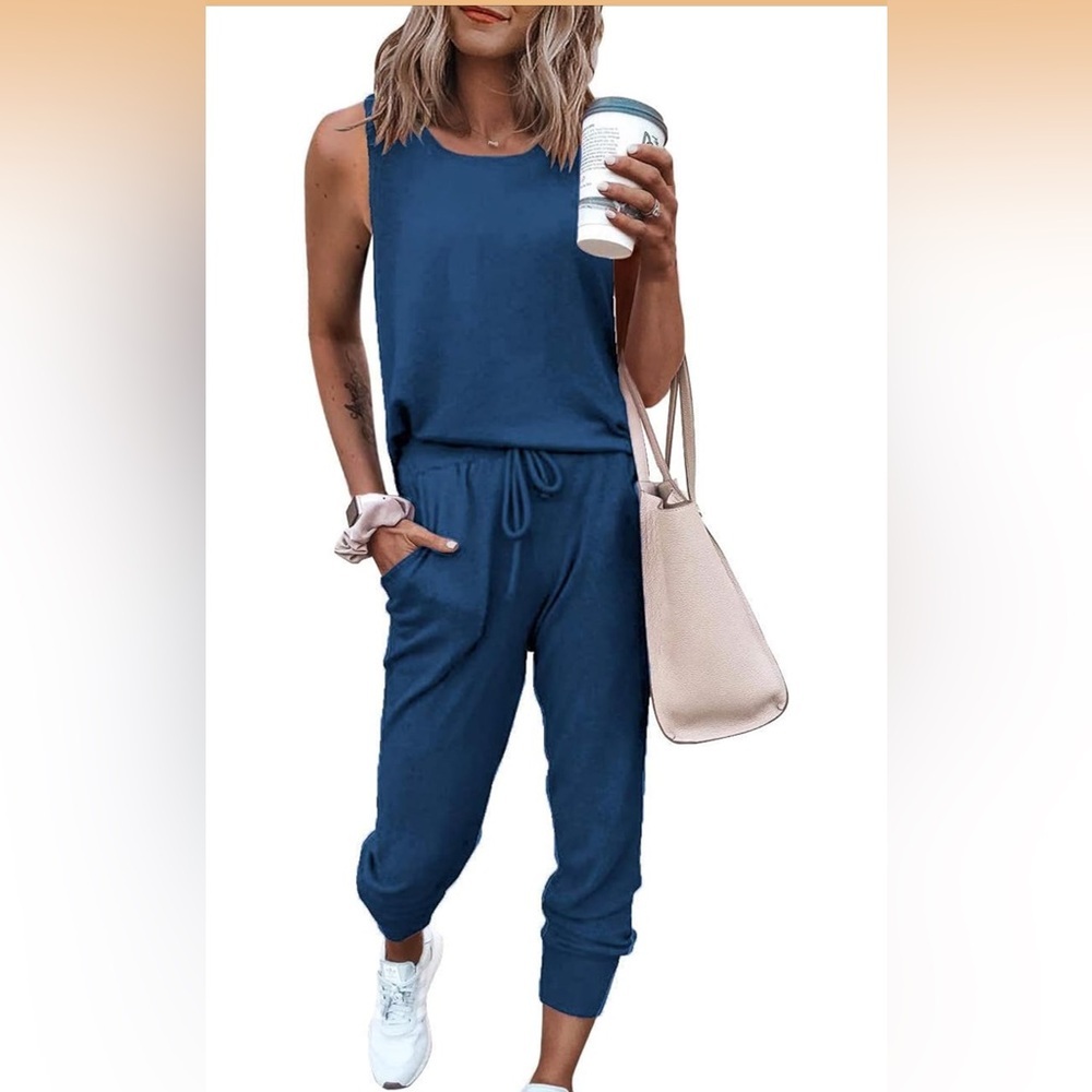 91. Elegant Navy Sleeveless Comfort Set NWOT Size Large